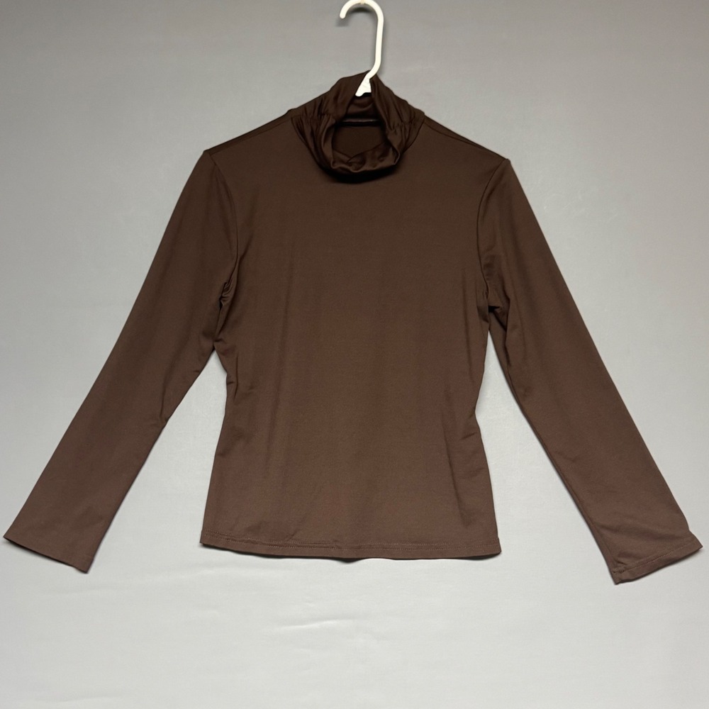 Linda Leal Brown Turtleneck Long Sleeve Top Size M Nylon Spandex Made in USA